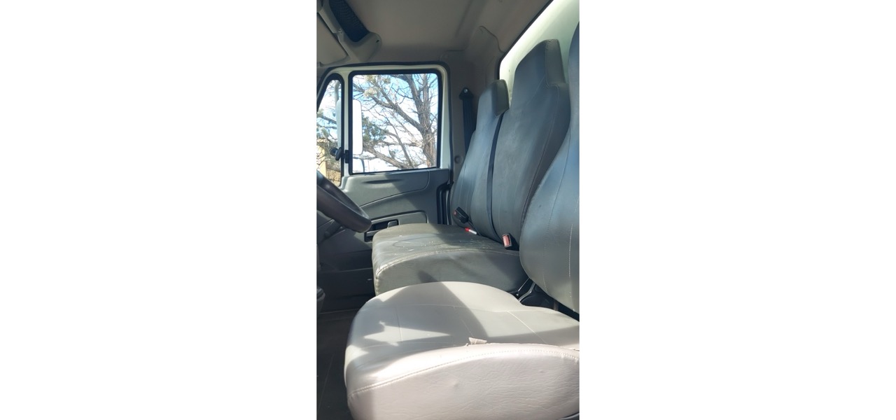 International 4300 SBA Box/Service Truck, 2018 - Image 29