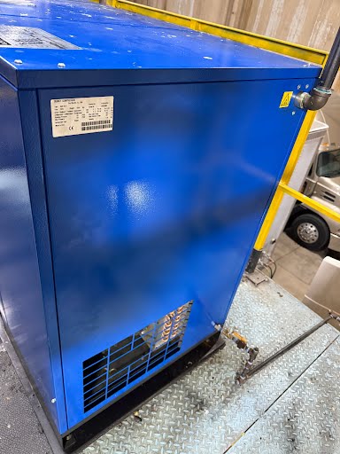 20 HP Quincy QGS‑20 Rotary Screw Air Compressor, 2015 - 125 PSI, 82 CFM, 2200 hours - Image 6