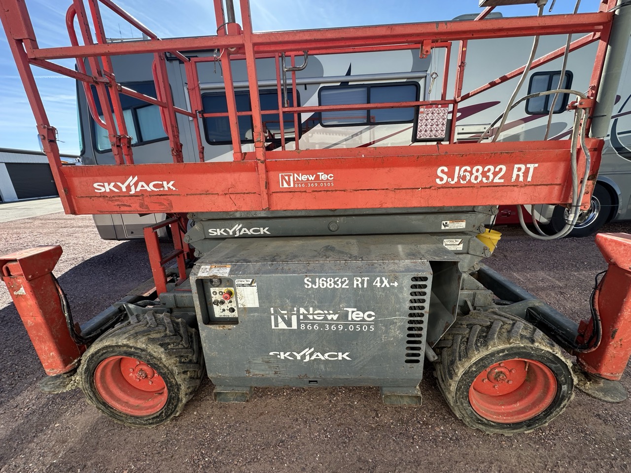 2017 Skyjack SJ6832RT Rough Terrain Scissor Lift – 32’ Platform Height, 68” Wide, Outriggers, Kubota Dual Fuel Engine - Image 8
