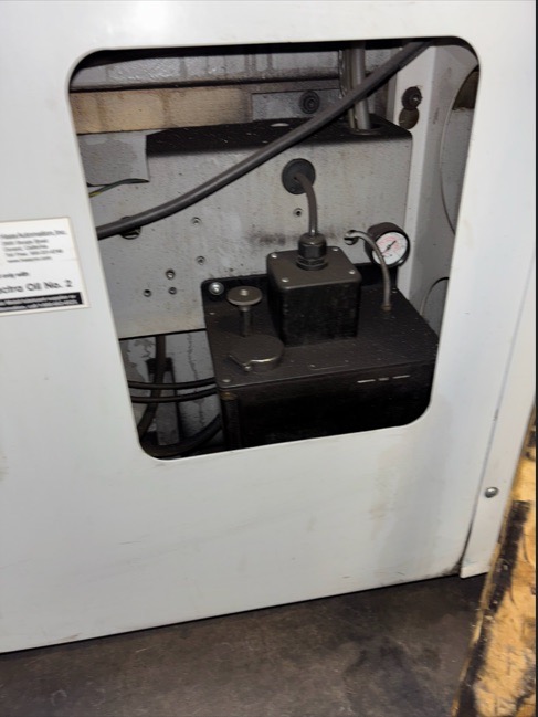 Haas SL-30L CNC Lathe, 2009 - Long Bed, Tailstock, Chip Auger, Steady Rest - Image 20