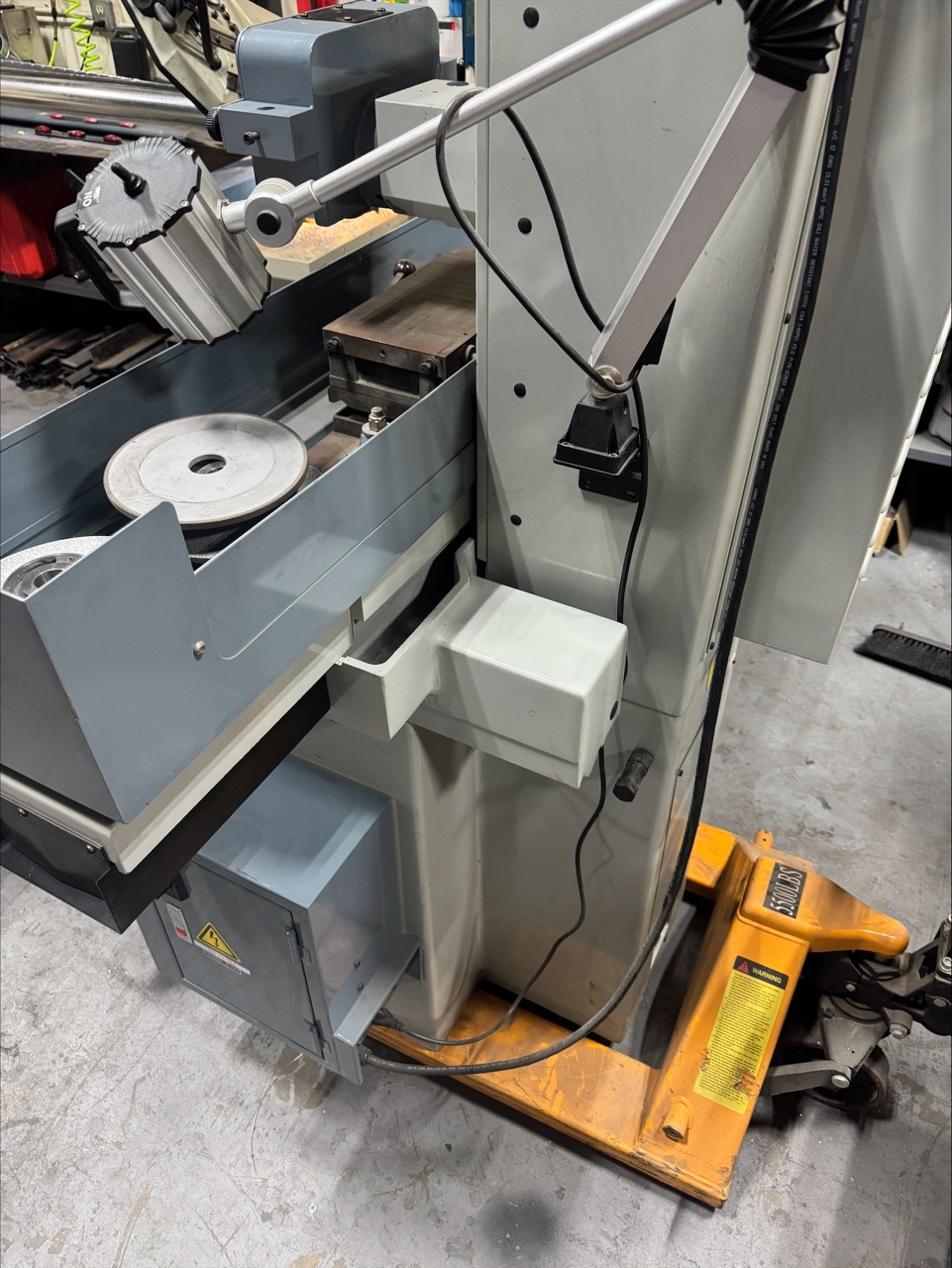 Kent CGS-618M Manual Hand‑Feed Surface Grinder, 2019 - 6" x 18" Working Table - Image 6