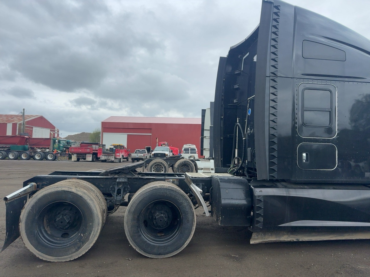 2020 Kenworth T680 76" Sleeper – PACCAR MX-13 455HP – Eaton 12-Speed Auto – Double Bunk - Image 29