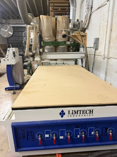 5' x 10' Limtech Industries C510D CNC Router, 2018 - 12 HP HSD Spindle, Syntec Control, Dust Tech Collection System