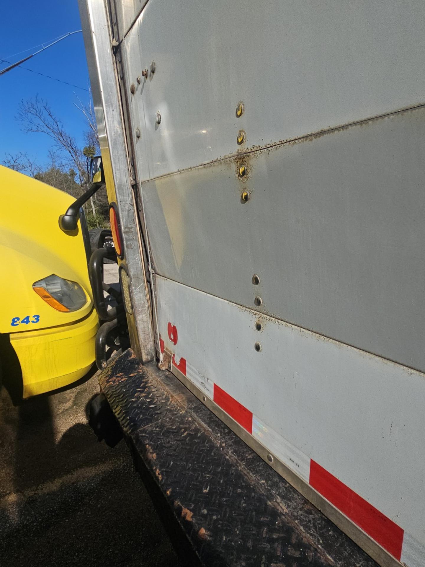 Peterbilt 337 Straight Truck, 2016 - Cummins/PACCAR Diesel, Allison Automatic, Medium-Duty Delivery Truck - Image 6