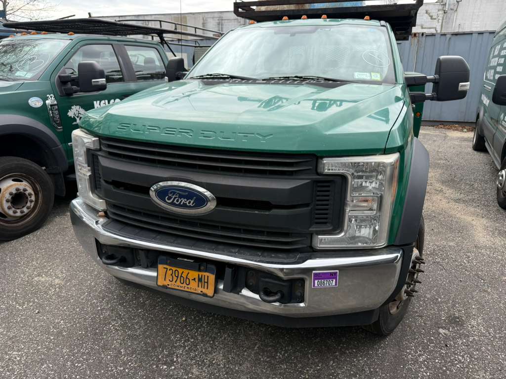 Ford F-450 Utility Truck, 2017 - 6.7L Power Stroke Diesel, Service Body, Dual Rear Wheel, Crew Cab, - Image 2