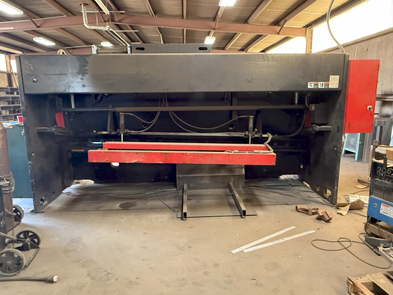 1/2" x 13' Amada ESH40-13 Hydraulic Shear, 2002 - Image 2