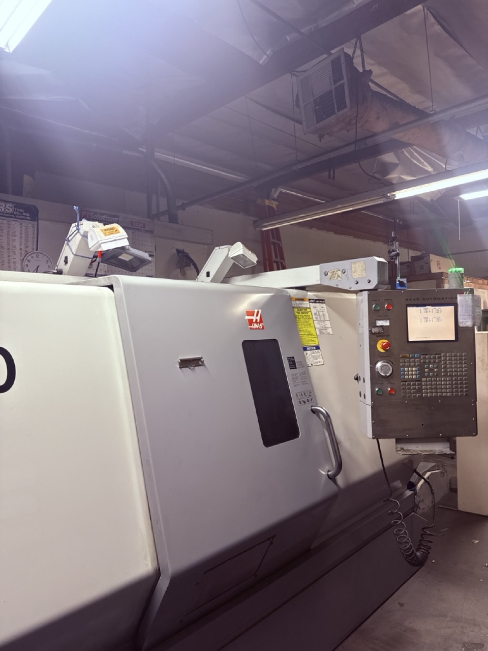 Haas SL-30 CNC Lathe, 2006 - Bar Feeder, Live Tooling - Image 3