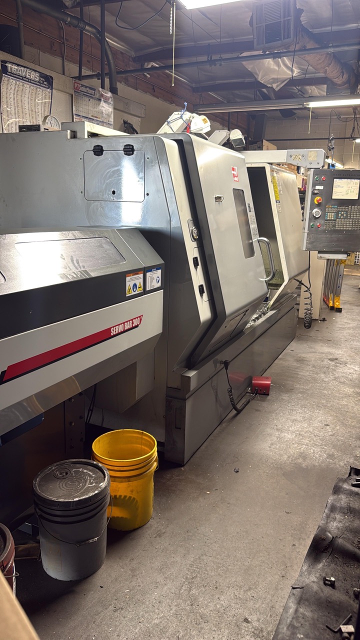 Haas SL-30 CNC Lathe, 2006 - Bar Feeder, Live Tooling - Image 5