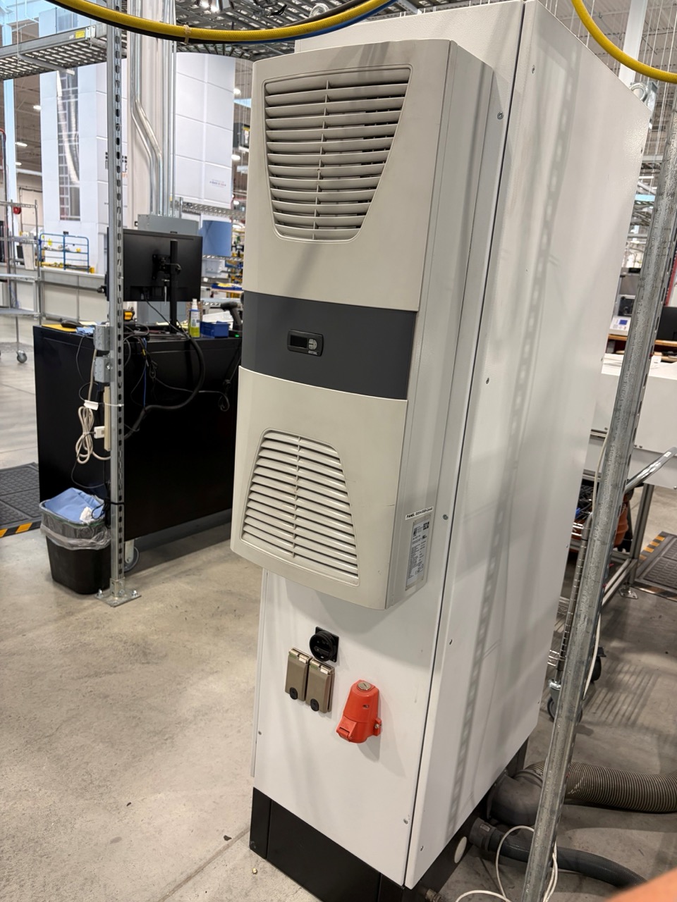 Trumpf TruLaser Cell 3010 Fiber Laser, 2011 - 3.5' x 2' Table, Chiller - Image 3