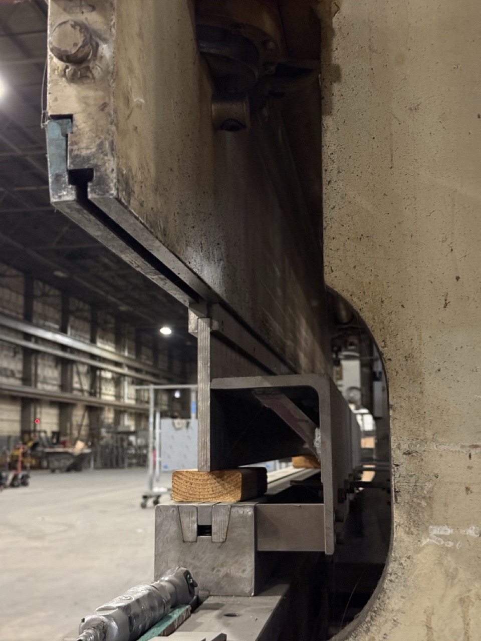 150 Ton x 13’ LVD 150 JS 13, Hydraulic CNC Press Brake - Image 16