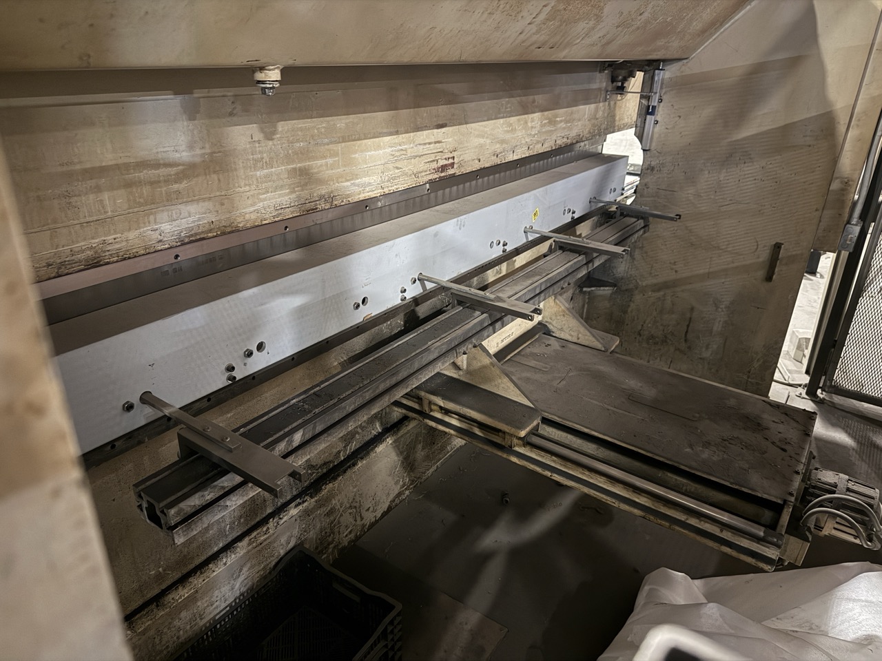 150 Ton x 13’ LVD 150 JS 13, Hydraulic CNC Press Brake - Image 17