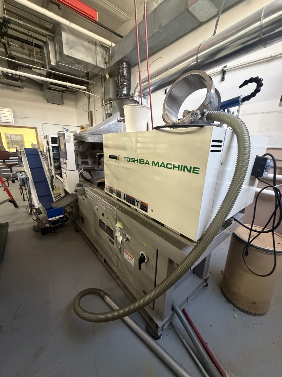 65 Ton Toshiba EC65NIIV30-1.5B Electric Injection Molding Machine, 2008 - 2.9 Oz.