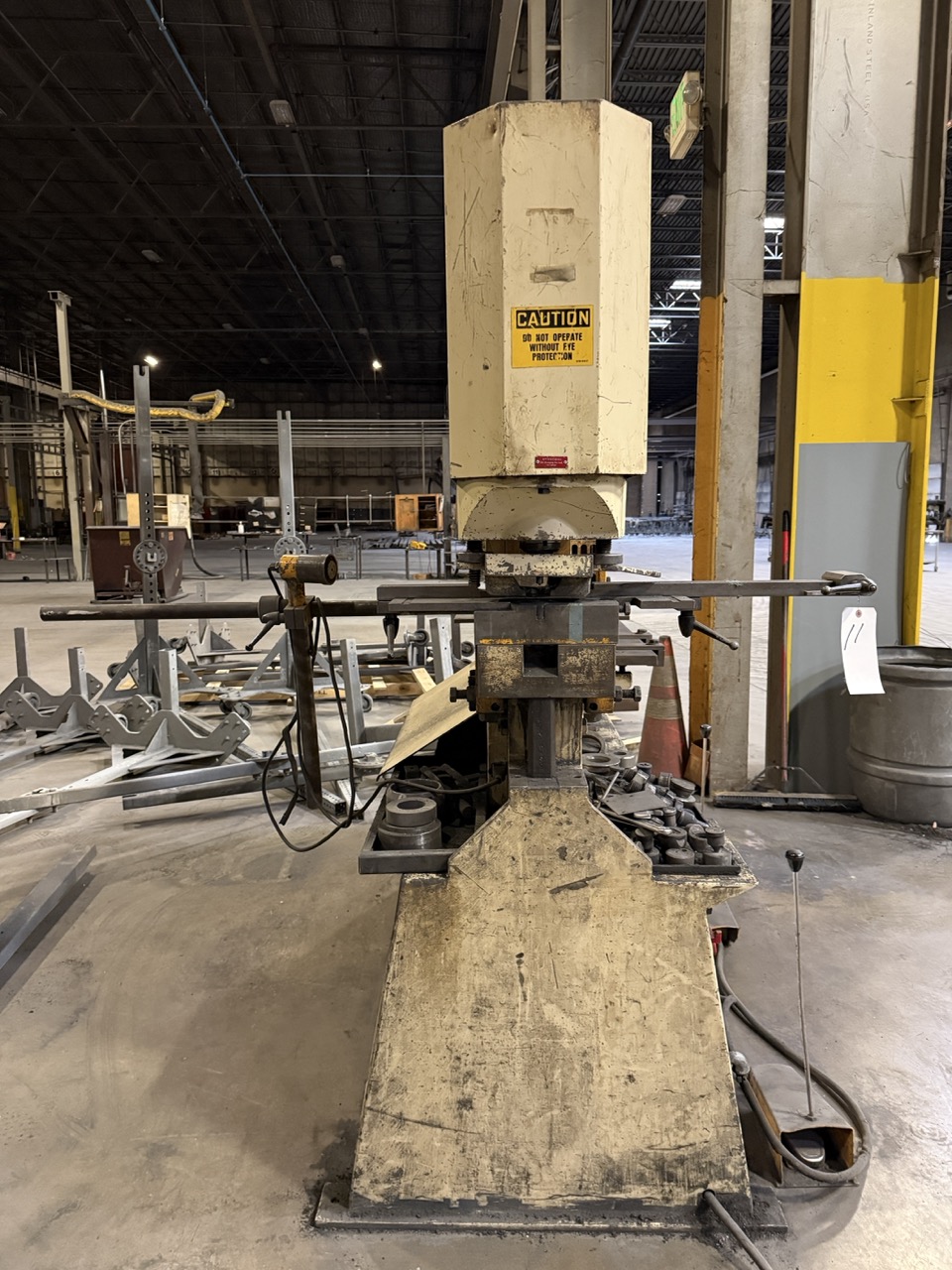 100 Ton Geka Hydracrop 100/A Hydraulic Ironworker- Variable Tooling Included - Image 9