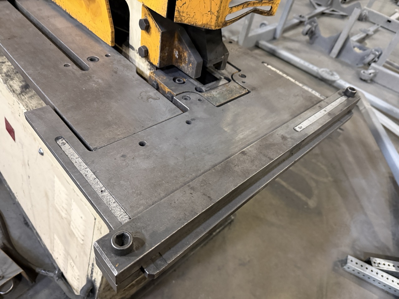 100 Ton Geka Hydracrop 100/A Hydraulic Ironworker- Variable Tooling Included - Image 24