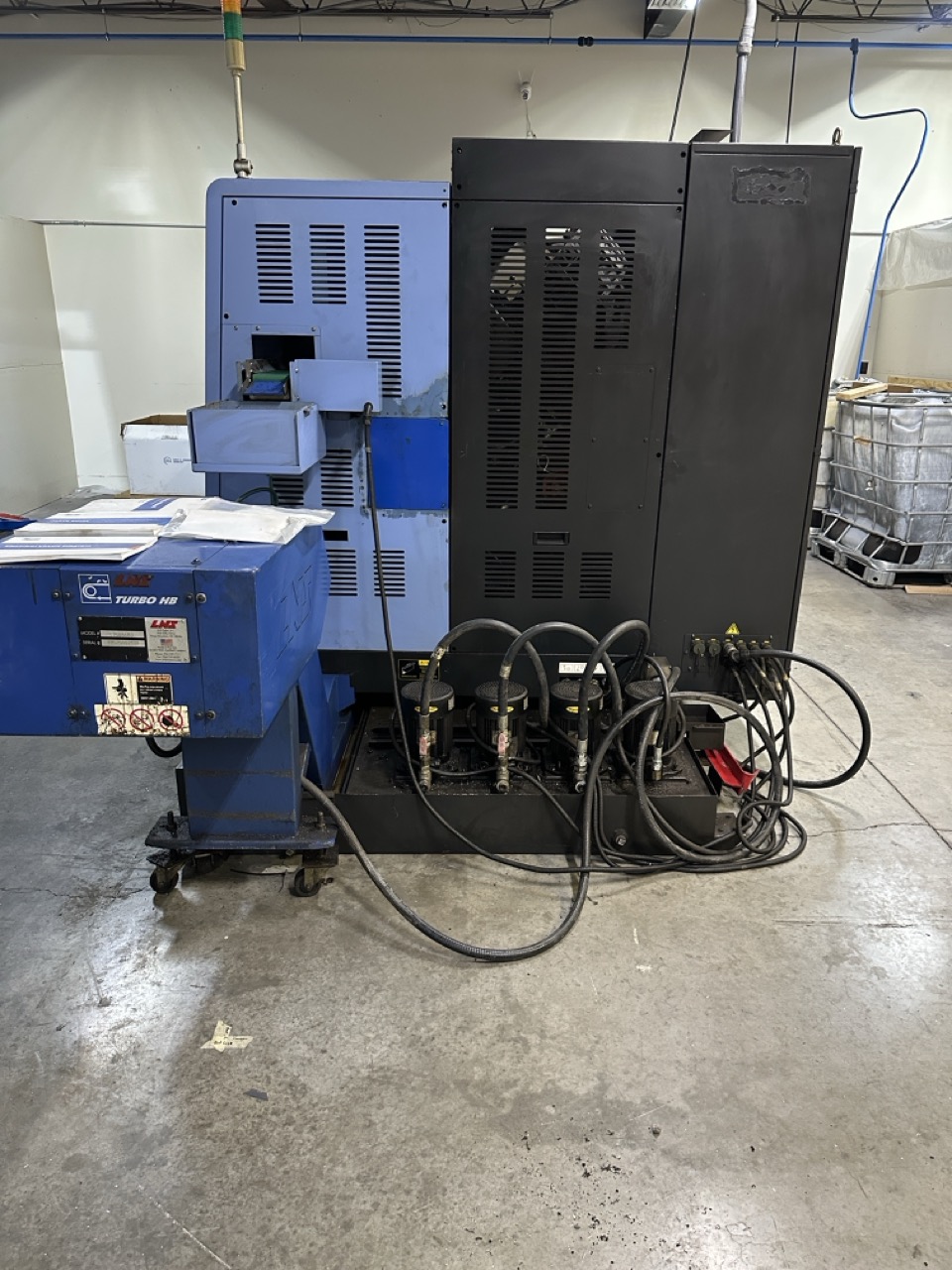 Doosan Puma TT-1800SY Multi-Axis CNC Lathe, 2014 - Parts Catcher, Tool Pre-setter - Image 3