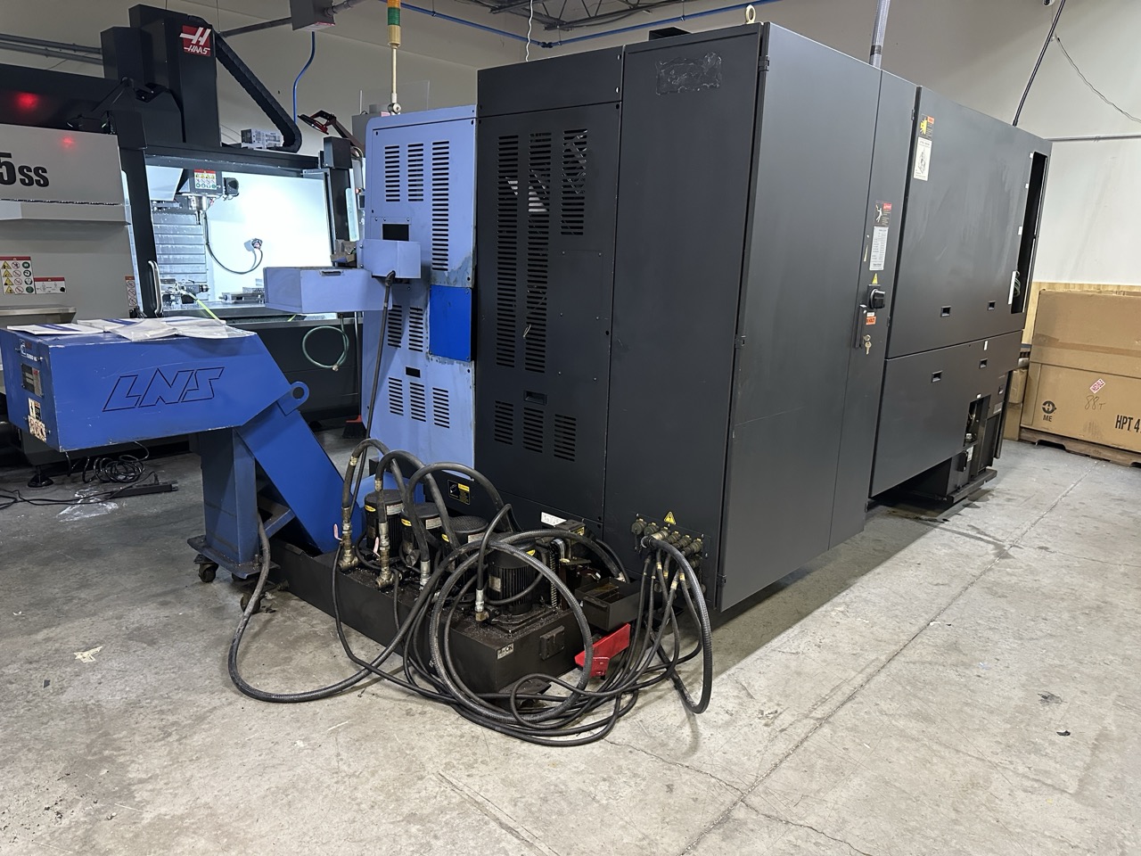 Doosan Puma TT-1800SY Multi-Axis CNC Lathe, 2014 - Parts Catcher, Tool Pre-setter - Image 5