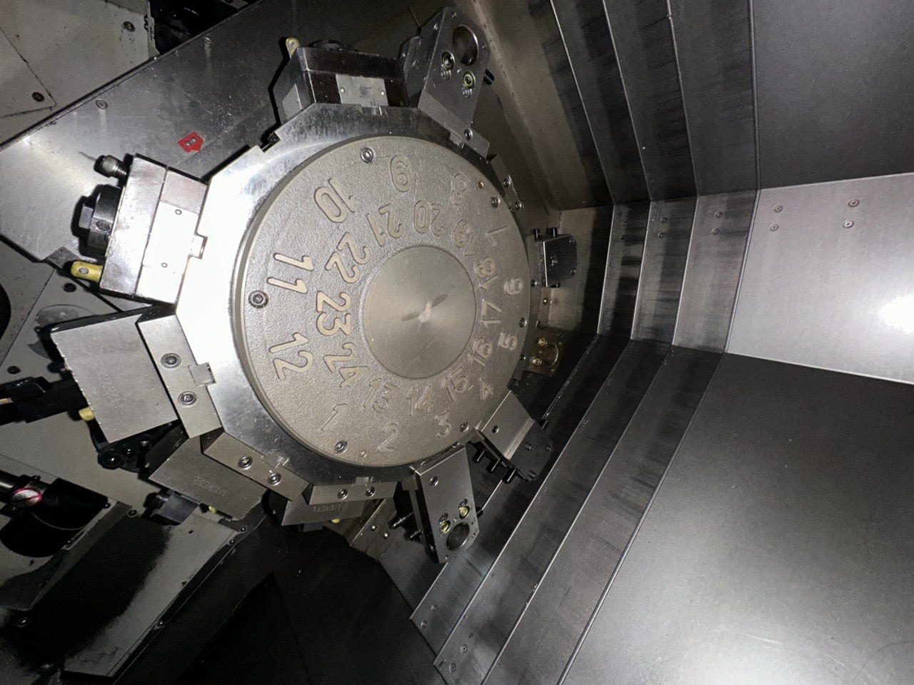Doosan Puma TT-1800SY Multi-Axis CNC Lathe, 2014 - Parts Catcher, Tool Pre-setter - Image 25