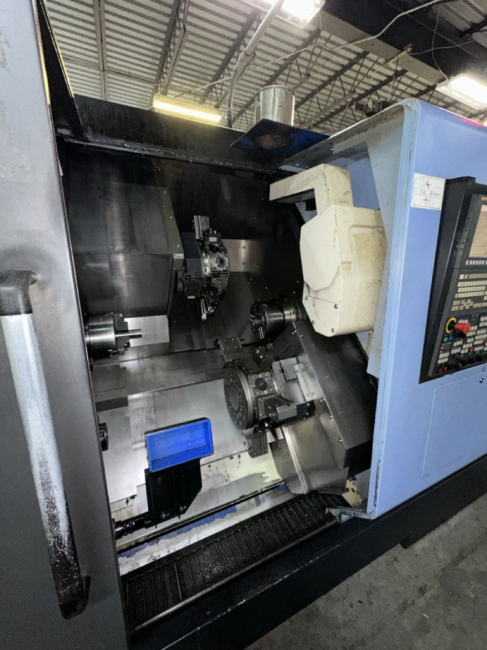 Doosan Puma TT-1800SY Multi-Axis CNC Lathe, 2014 - Parts Catcher, Tool Pre-setter - Image 26