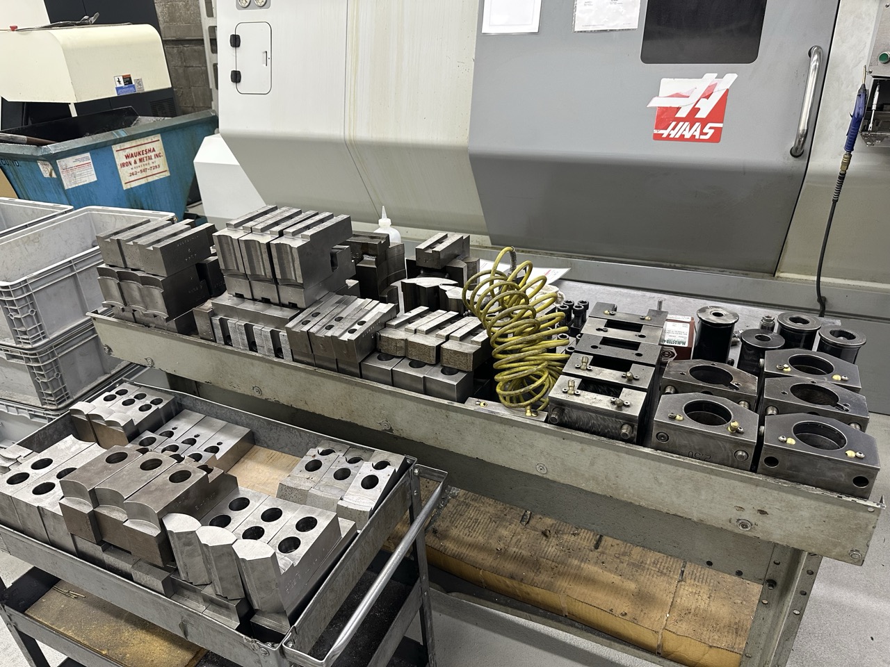 Haas SL-40 CNC Lathe, 2011 - Tailstock, Toolsetter, 15" Chuck - Image 4