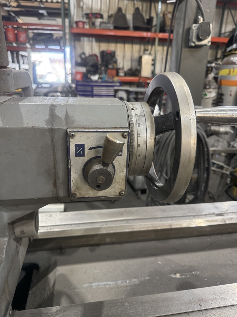23" x 118" TUDA Tudormax Engine Lathe - with Tooling - Image 7