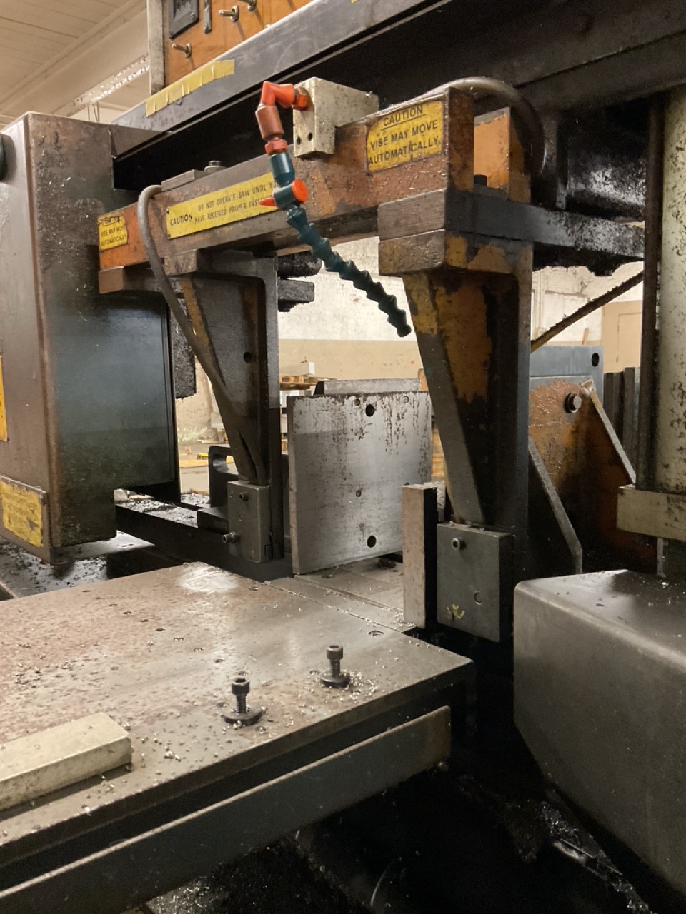 HEM H101A Automatic Horizontal Band Saw 12.75″ X 12.75″ - Image 13