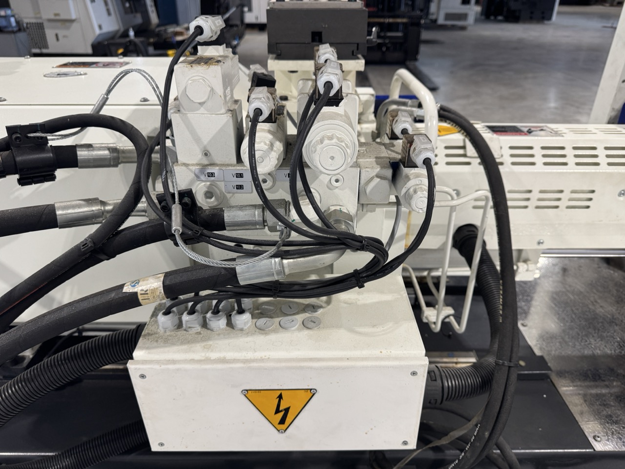 Haitian MA II S 1200/400 Injection Molding Machine, 2020 - 135 Ton Servo Hydraulic Press - Energy Efficient Plastic Molder - Image 9
