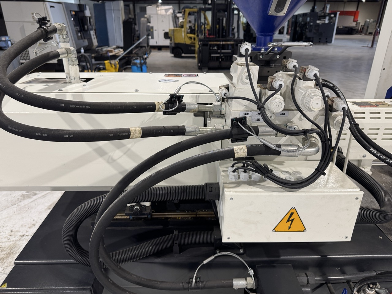 Haitian MA II S 900/280E Injection Molding Machine, 2020 - 90 Ton Servo Hydraulic Molder - Image 10