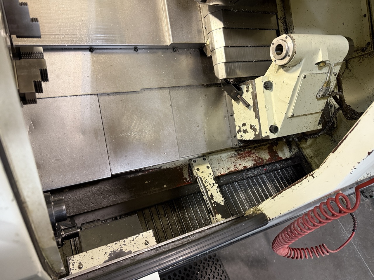 Hurco TMM8 Live Tool CNC Lathe, 2009 - Bar Feed, Tooling Included - Image 18