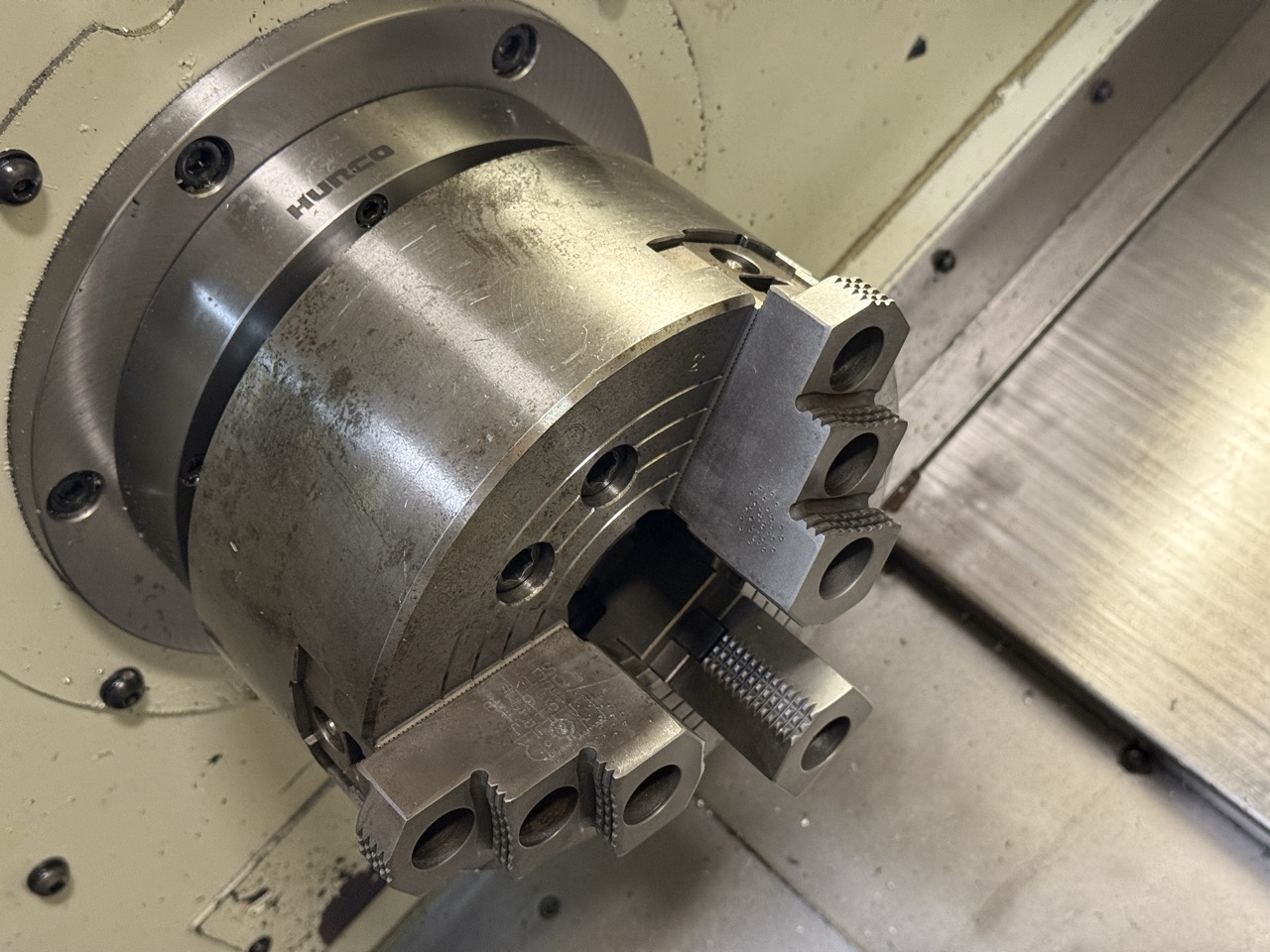 Hurco TMM8 Live Tool CNC Lathe, 2009 - Bar Feed, Tooling Included - Image 22