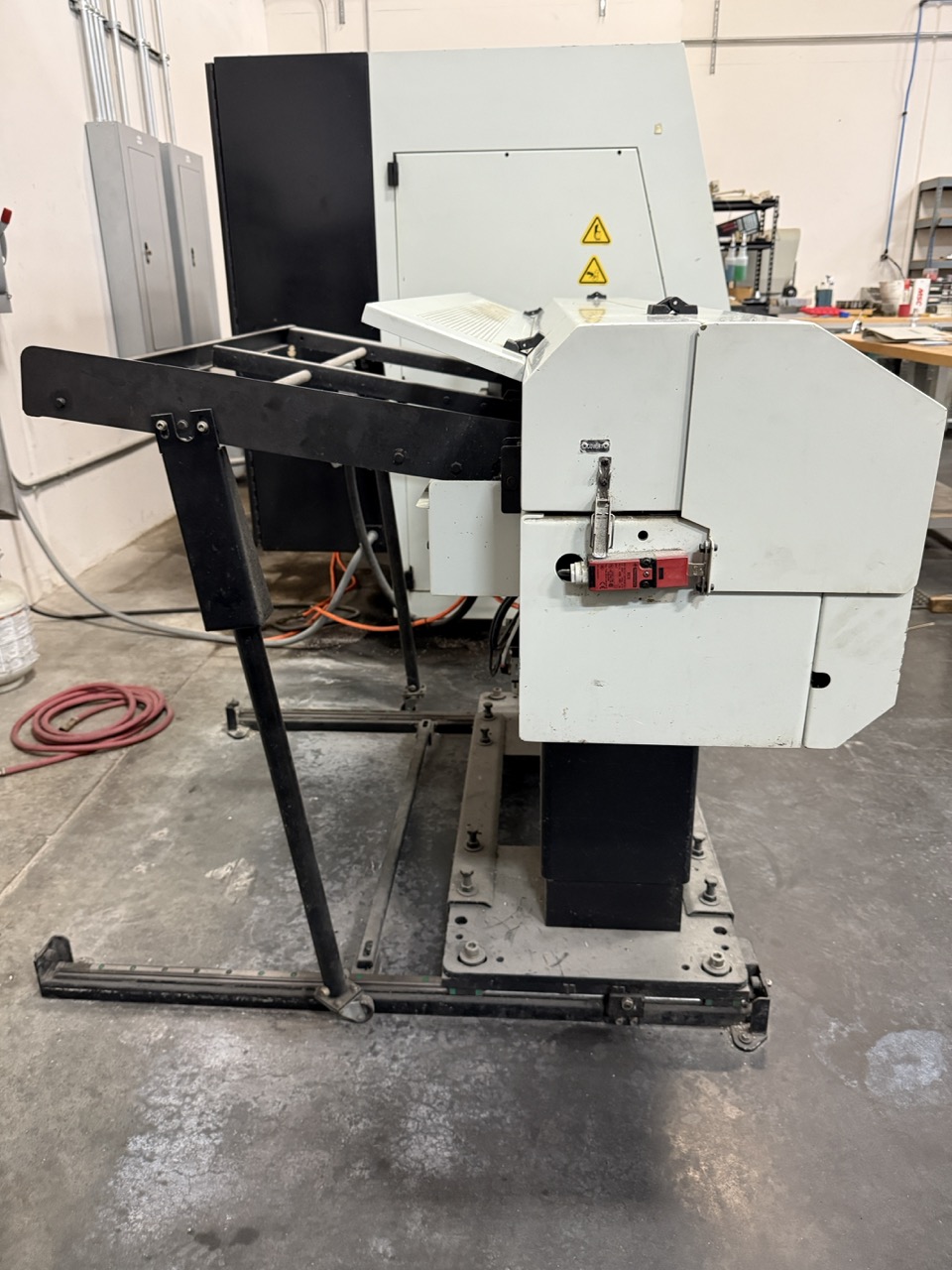 Hurco TMM8 Live Tool CNC Lathe, 2009 - Bar Feed, Tooling Included - Image 26