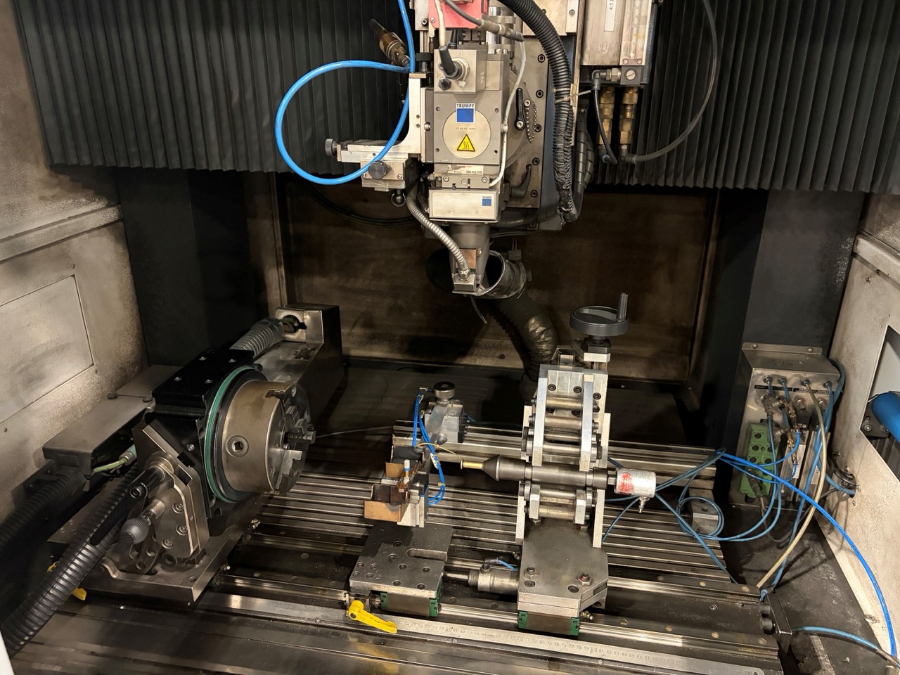 Trumpf TruLaser Cell 3010 Fiber Laser, 2011 - 3.5' x 2' Table, Chiller - Image 10