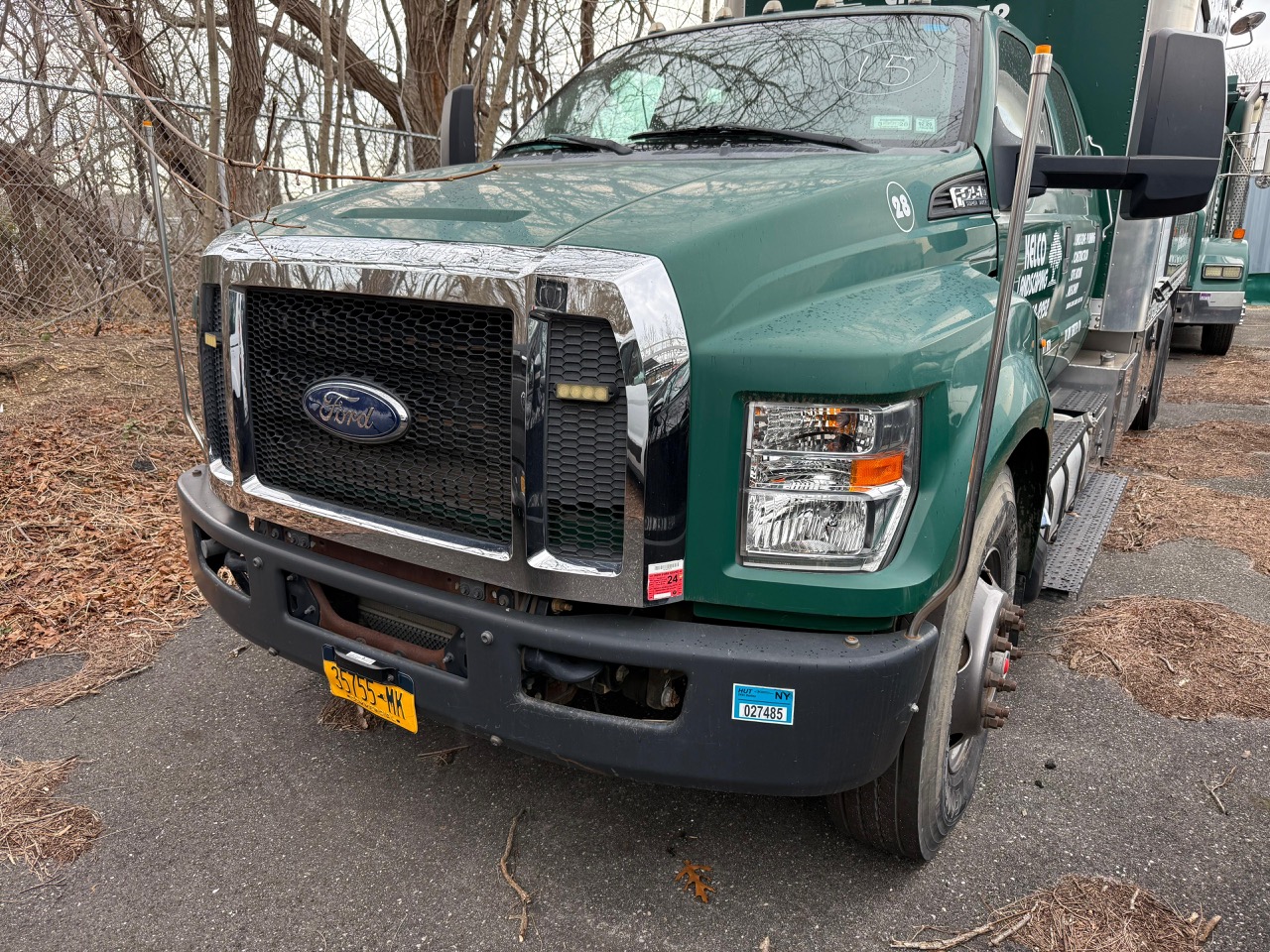 Ford F-750 Box Truck, 2016 - 6.7L Power Stroke Diesel, Air Brakes - Image 2