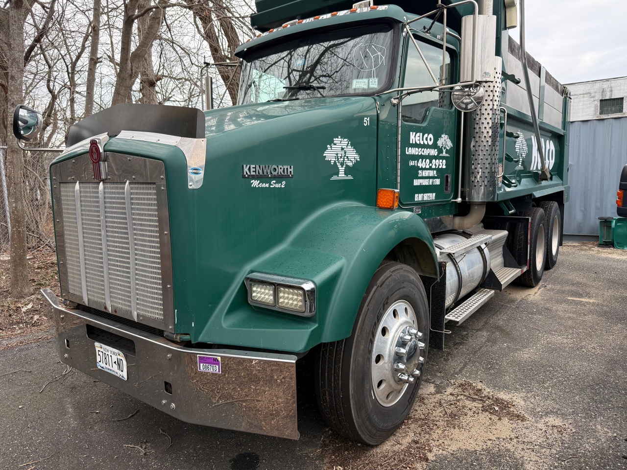 Kenworth T800 Dump Truck, 2007 - CAT C15, 8LL Manual, Tri-Axle, 16' Steel Bed, Pre-Emission - Image 3