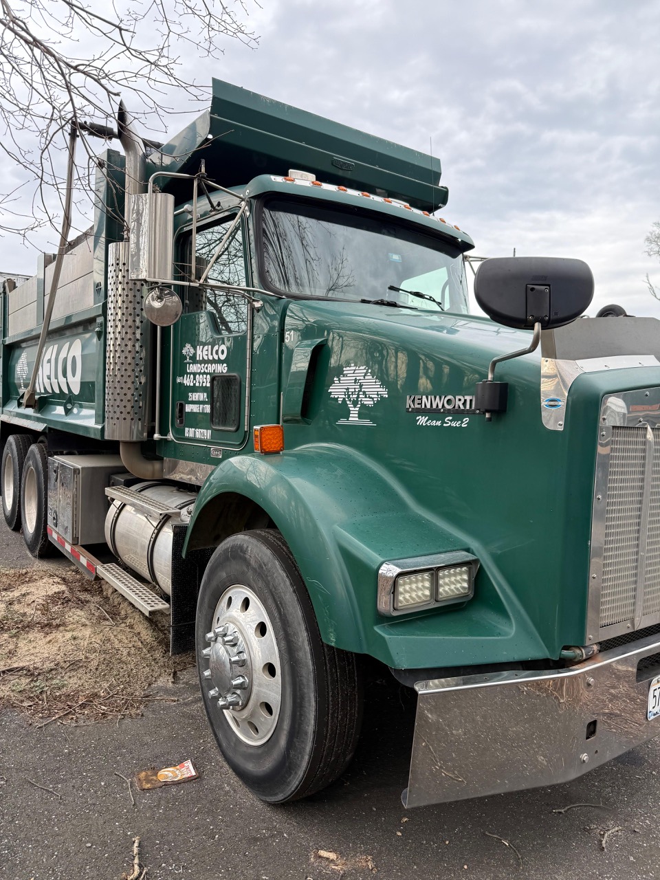 Kenworth T800 Dump Truck, 2007 - CAT C15, 8LL Manual, Tri-Axle, 16' Steel Bed, Pre-Emission - Image 9