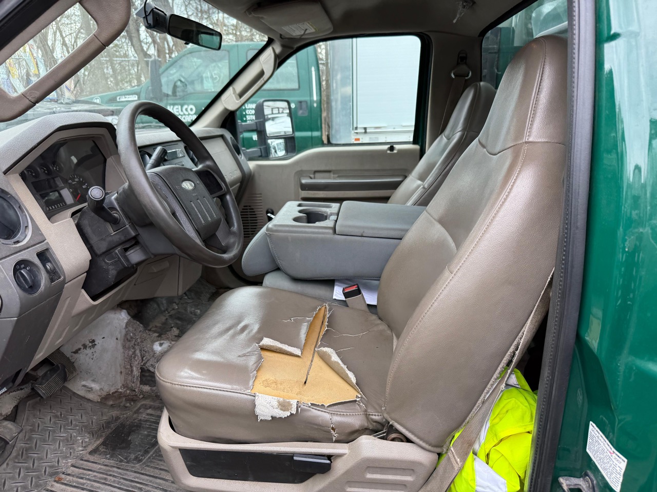 Ford F-450 Utility Truck, 2017 - 6.4L Power Stroke Diesel, Service Body, DRW, 4x4 - Image 11