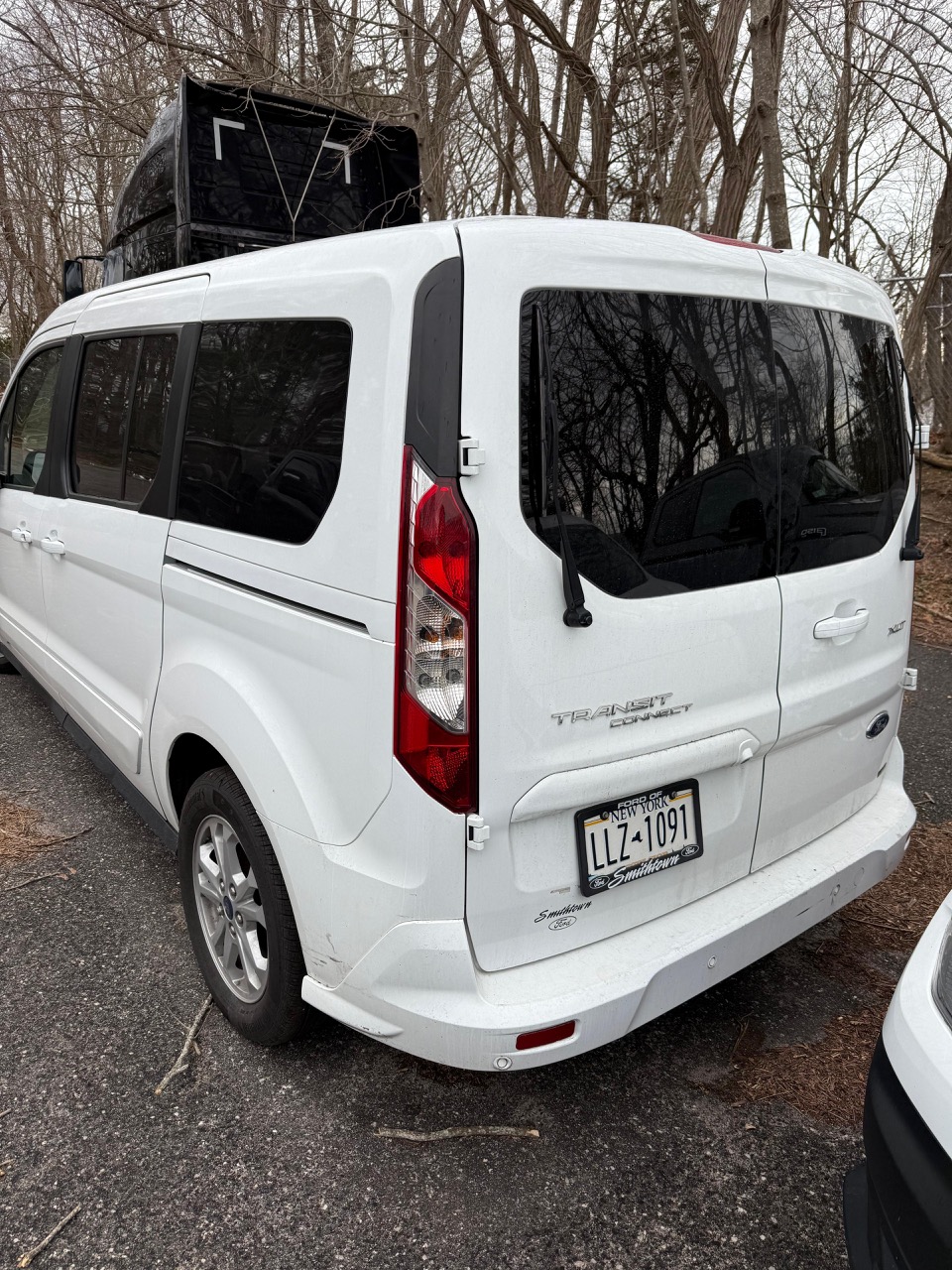 Ford Transit Connect Cargo Van, 2023 - 2.0L, LWB, Rear 180° Doors, Backup Camera - Image 4