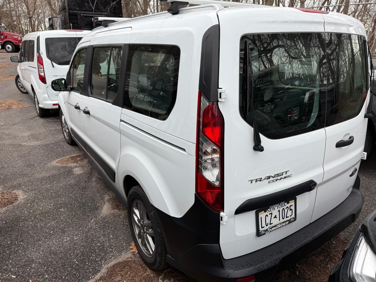Ford Transit Connect Cargo Van, 2023 - LWB, 2.0L, Rear Cargo Doors, Backup Camera - Image 12