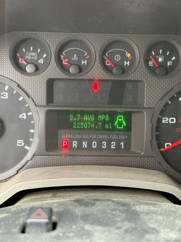 Ford F-550 Flatbed Truck, 2008 - 6.4L Power Stroke Diesel, DRW, Automatic, 11' Bed - Image 15