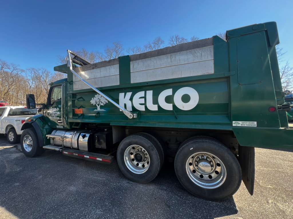 Kenworth T480 Dump Truck, 2023 - Tandem Axle, Heavy-Duty Work Truck - Image 6