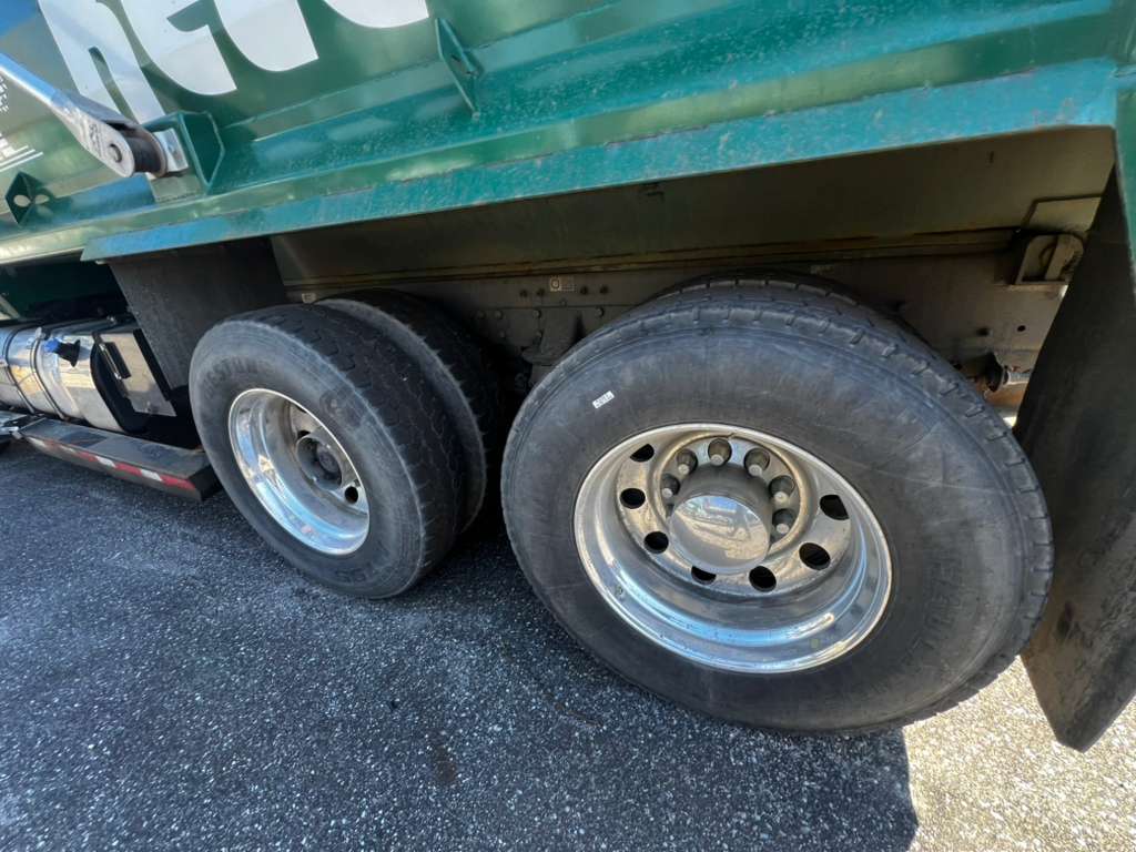 Kenworth T480 Dump Truck, 2023 - Tandem Axle, Heavy-Duty Work Truck - Image 7
