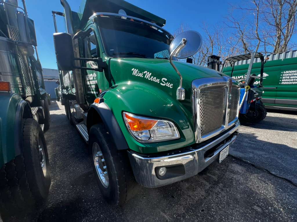 Kenworth T480 Dump Truck, 2023 - Tandem Axle, Heavy-Duty Work Truck - Image 17