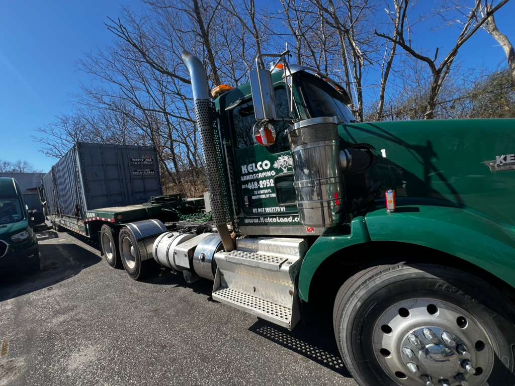 Kenworth T800 Dump Truck, 2011 - Heavy-Duty Tandem Axle - Image 10