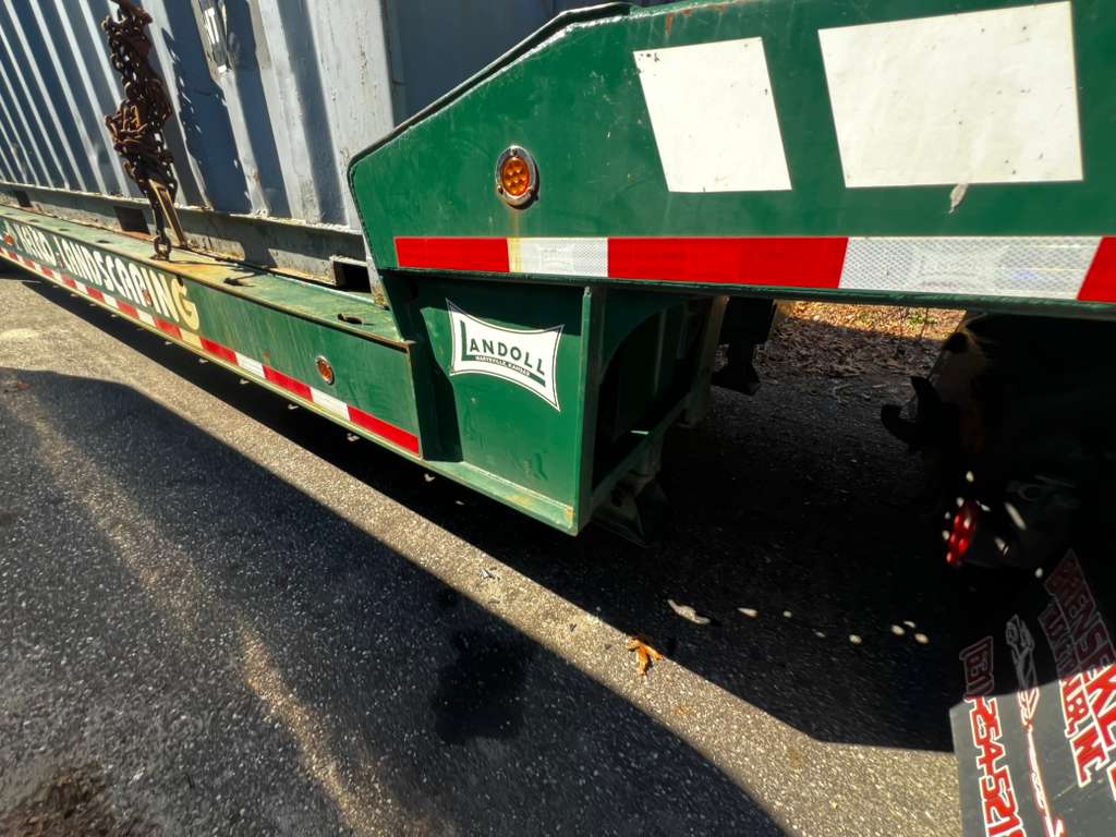 Kenworth T800 Dump Truck, 2011 - Heavy-Duty Tandem Axle - Image 14