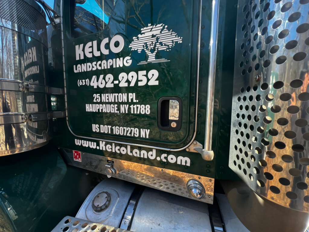 Kenworth T800 Dump Truck, 2011 - Heavy-Duty Tandem Axle - Image 15
