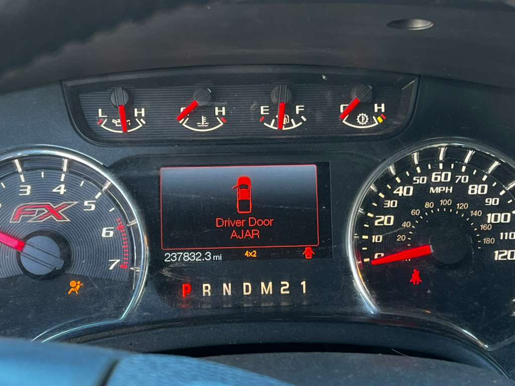 Ford F-150 Pickup Truck, 2014 – 237,832 Miles, Automatic, Full-Size Work Truck - Image 10