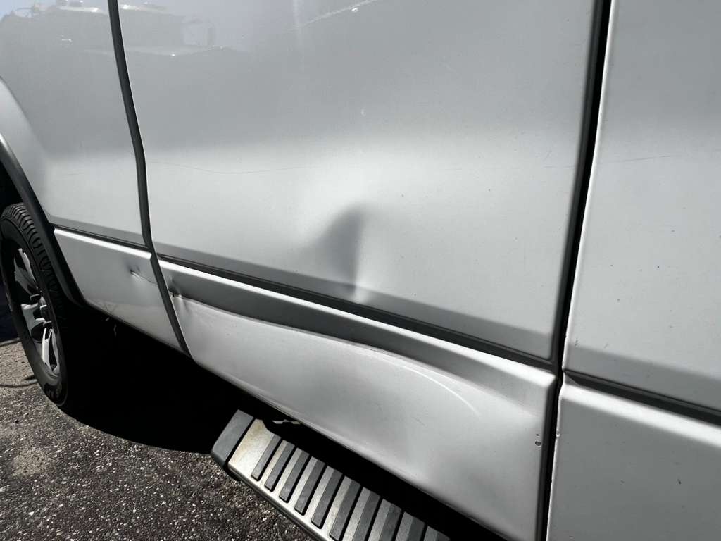 Ford F-150 Pickup Truck, 2014 – 237,832 Miles, Automatic, Full-Size Work Truck - Image 19