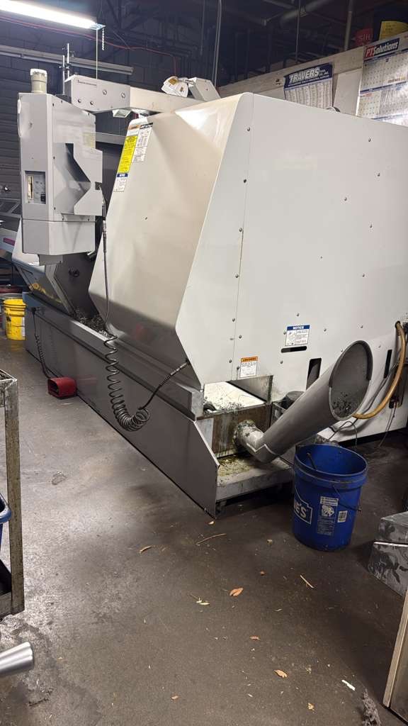 Haas SL-30 CNC Lathe, 2006 - Bar Feeder, Live Tooling - Image 9