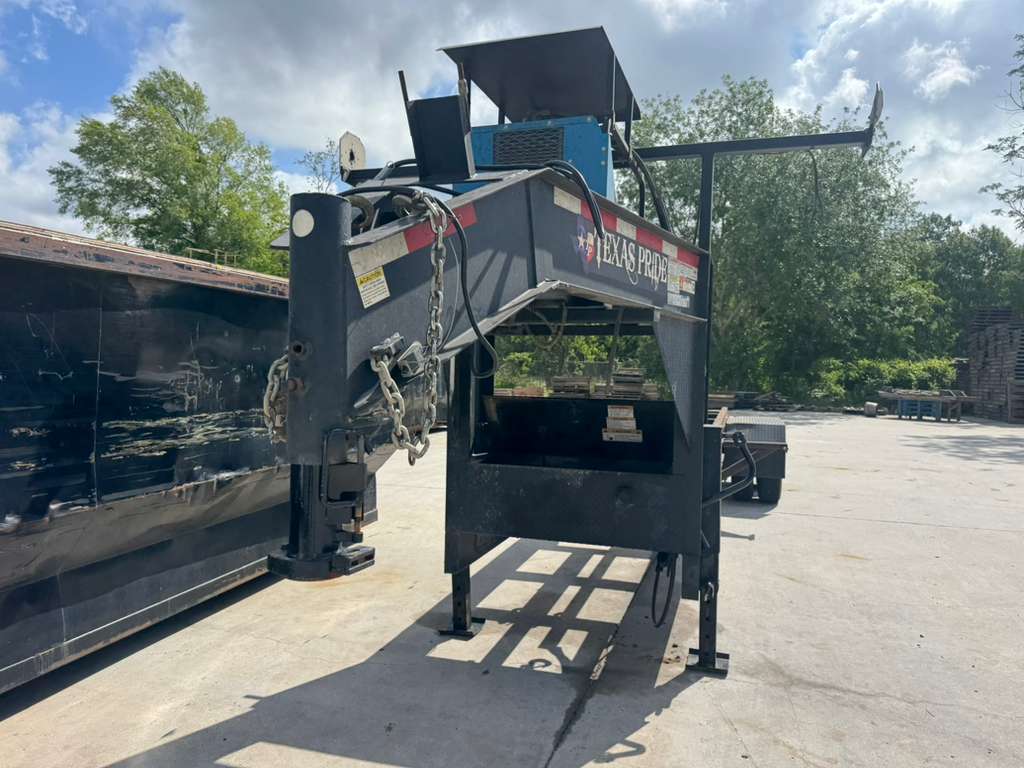 Texas Pride 8x20 Gooseneck Roll-Off Trailer, 2021 - 26,000 LB GVWR, Dual 12K Axles, Hydraulic Winch