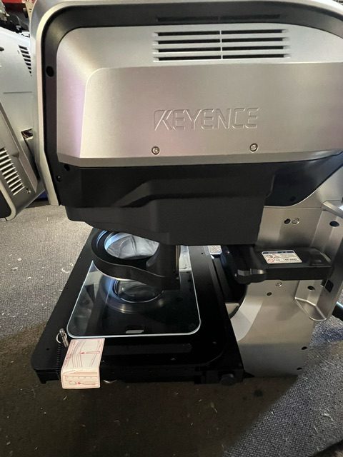 KEYENCE IM-8030T Instant Measurement System - Optical Comparator with Contact Height Measurement, 2024 - 300 x 200 mm Wide Stage - Image 2