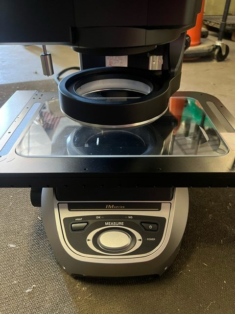 KEYENCE IM-8030T Instant Measurement System - Optical Comparator with Contact Height Measurement, 2024 - 300 x 200 mm Wide Stage - Image 4